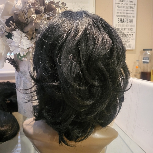 Wig - Picture 2 of 3